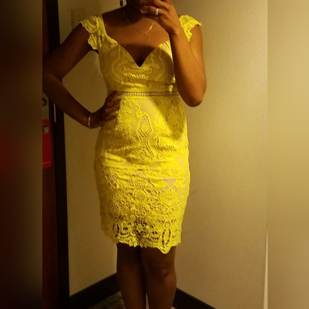 Yellow  dress with nude lining